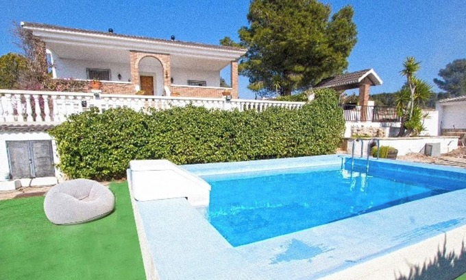 Tortosa Villa | Homerez - Charming villa near Tortosa with private pool