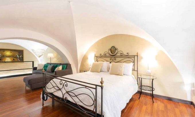 Municipio 2 Apartment | Homerez - Comfortable Studio in Bari with Modern Amenities