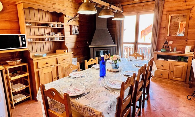 Le Devoluy Ski Chalet | Homerez - Cosy chalet in Dévoluy with stunning view