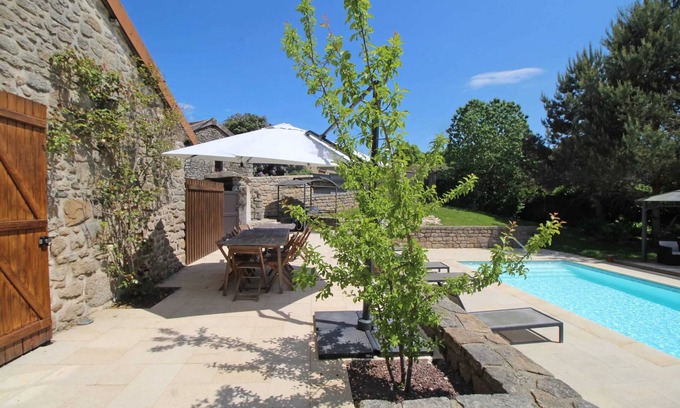 Saint-Sylvestre Villa | Homerez - Country house Saint-Sylvestre
