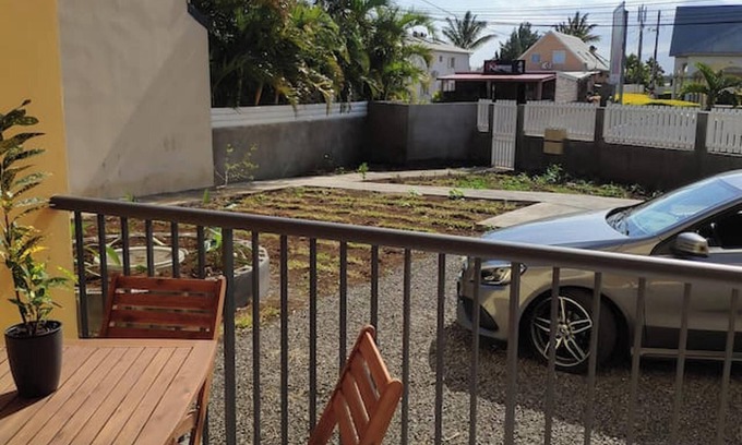 Saint-Pierre De La Reunion Apartment | Homerez - Cozy Apartment in Saint Pierre