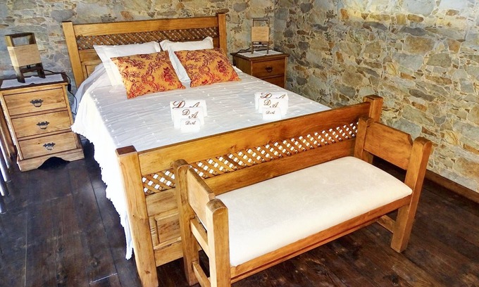 Redondo House | Homerez - Cozy House with Terrace in Redondo