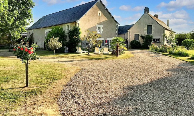 Thilouze Apartment | Homerez - Cozy studio in Thilouze of 55 m² with private garden