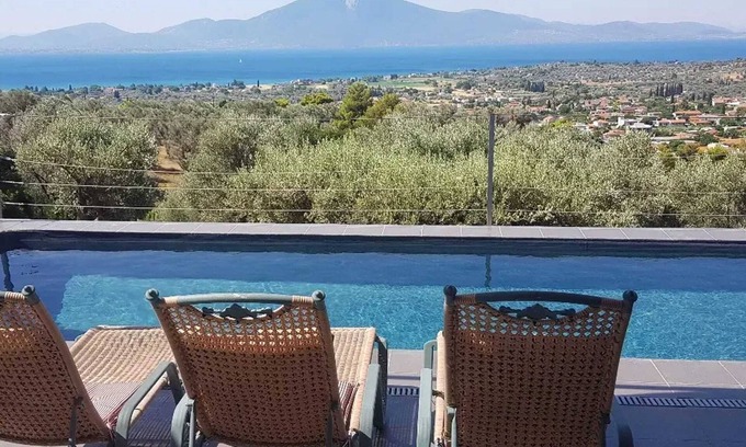 Dirfys-Messapia Villa | Homerez - Elegant Villa with Sea View in Politika