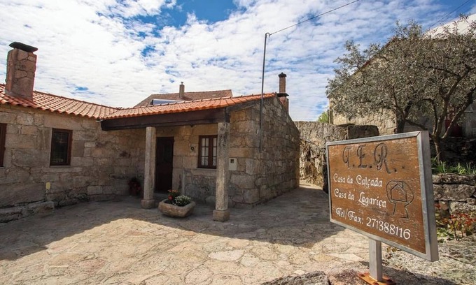 Sortelha Villa | Homerez - Elegant Villa in Sortelha with garden