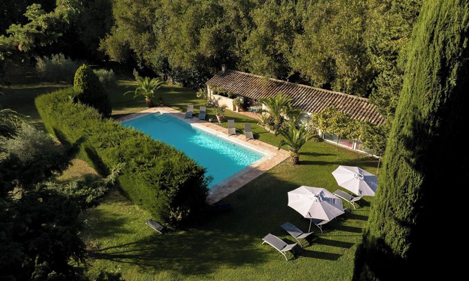 St.-Remy-de-Provence Villa | Homerez - Villa in Saint-Rémy-de-Provence