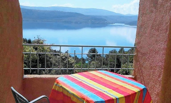 Sainte-Croix-du-Verdon Apartment | Homerez - Apt lake view, terrace, Ste. Croix-Verdon