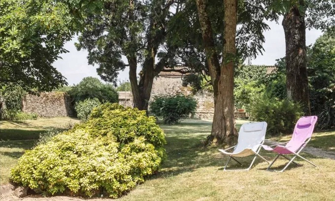 Le Temple-de-Bretagne House | Homerez - House for 8 ppl. with garden and terrace at Le Temple-de-Bretagne