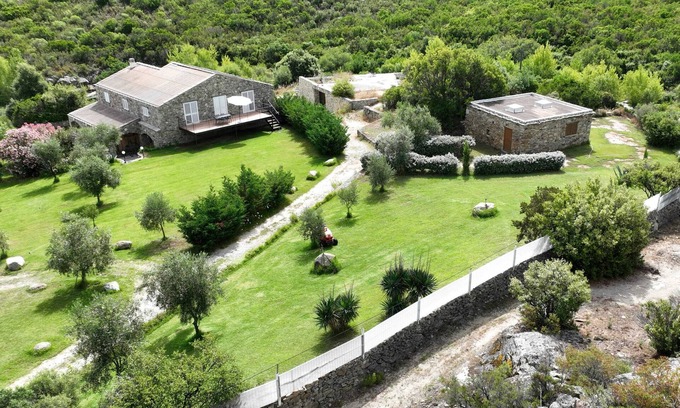 Santo-Pietro-di-Tenda House | Homerez - House in Santo-Pietro-di-Tenda