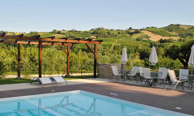 Montalto delle Marche House | Homerez - House Montalto delle Marche.