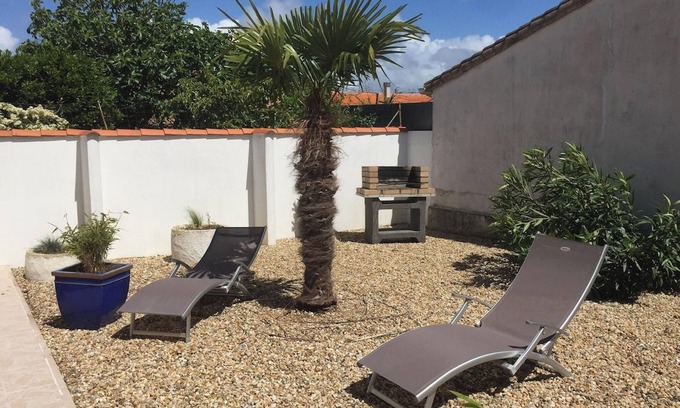 Port District House | Homerez - House Châtelaillon-Plage