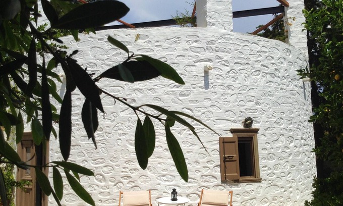 Syros House | Homerez - House 2 km away from the beach for 4 ppl. with sea view at Chrousa