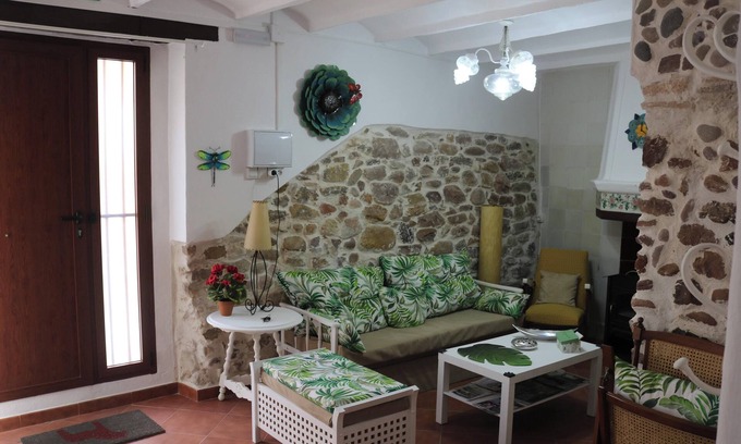 Estivella House | Homerez - House Estivella Near Nature.