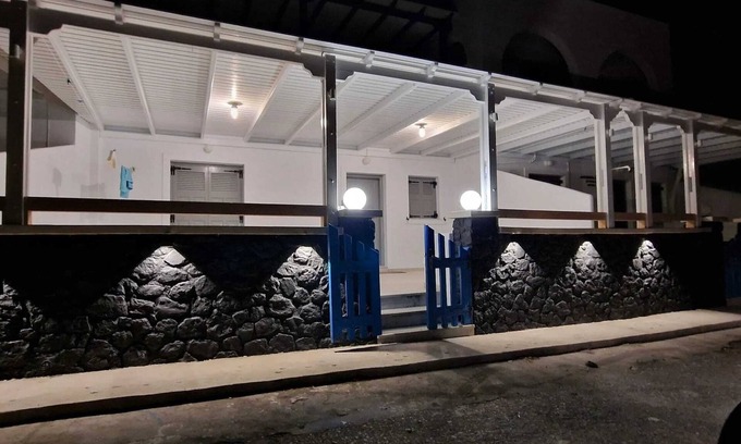 Monolithos House | Homerez - House for 6, Sea View in Monolithos