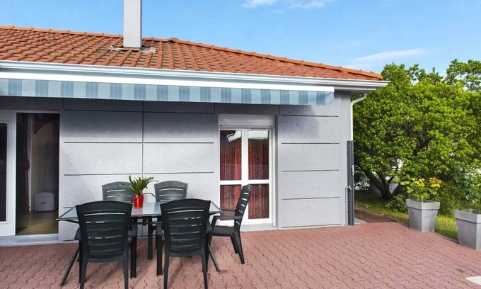 Le Verdon-sur-Mer House | Homerez - House Verdon-sur-Mer, beaches