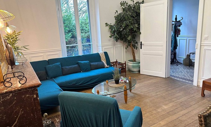 Saint-Florentin House | Homerez - House in Saint-Florentin, all comfort