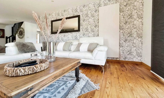 Saint-Evarzec House | Homerez - House in Saint-Évarzec