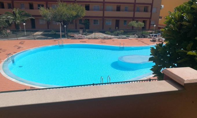 Parque Holandes Apartment | Homerez - Nice apartement for 4 ppl. with shared pool at La Oliva