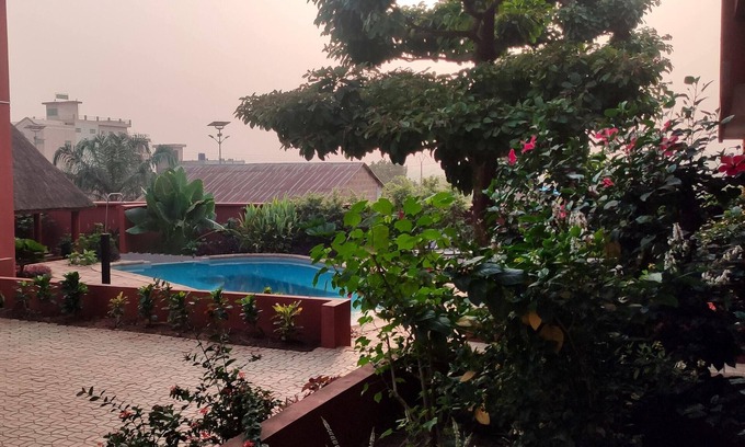 Porto-Novo Apartment | Homerez - Nice appartement for 6 ppl. with shared pool and garden at Porto-Novo