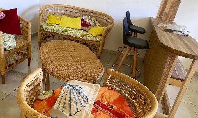 Le Moule Apartment | Homerez - Nice appartement for 4 ppl. with balcony at Le Moule