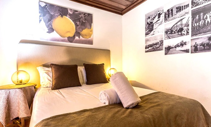 Queimada Apartment | Homerez - Nice appartement for 4 ppl. with shared pool and jacuzzi at Armamar