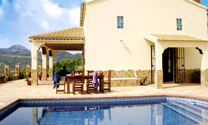 El Gastor Ski Chalet | Homerez - Nice chalet for 4 ppl. with swimming-pool and terrace at El Gastor