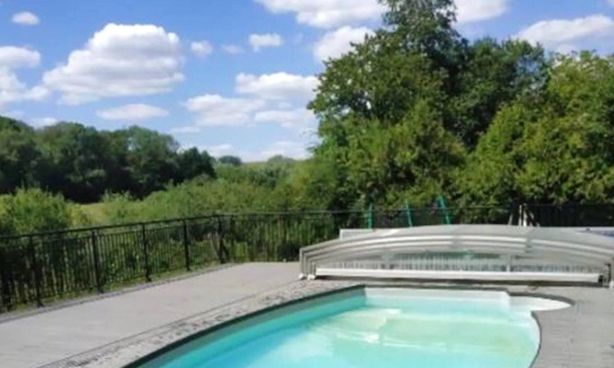 Louatre Ski Chalet | Homerez - Nice chalet for 4 ppl. with shared pool, sauna and jacuzzi at Louâtre