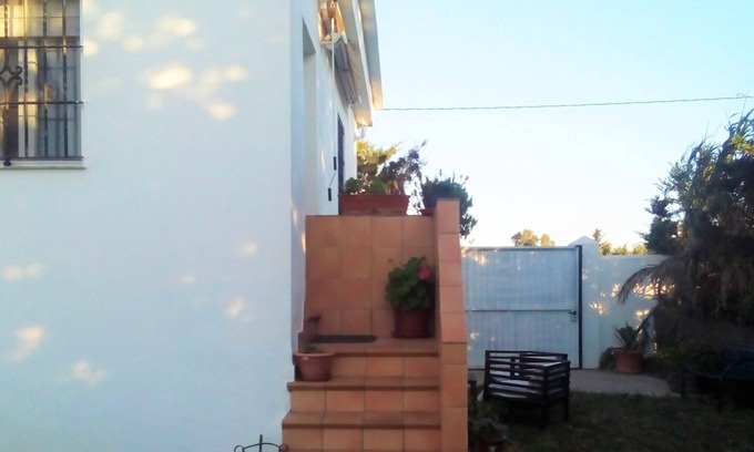 Medina-Sidonia House | Homerez - Nice house for 2 ppl. with garden at Medina-Sidonia
