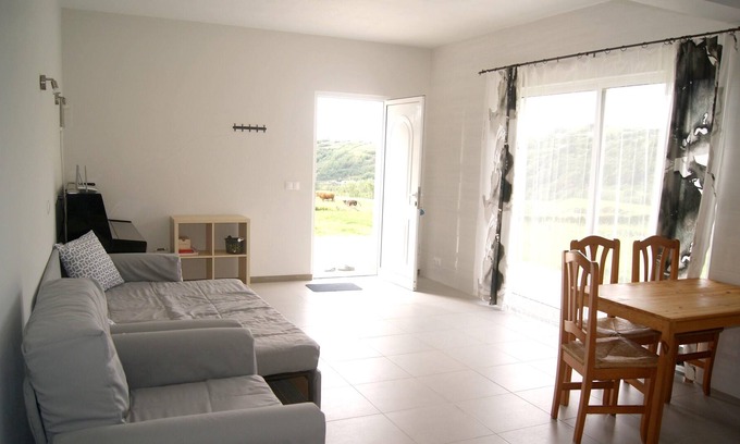 Horta House | Homerez - Nice house 800 m away from the beach for 4 ppl. with sea view at Horta