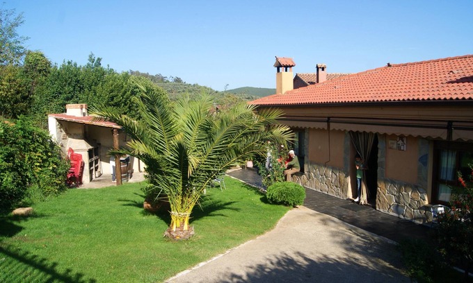 Sotoserrano House | Homerez - Nice house With mountain view and terrace