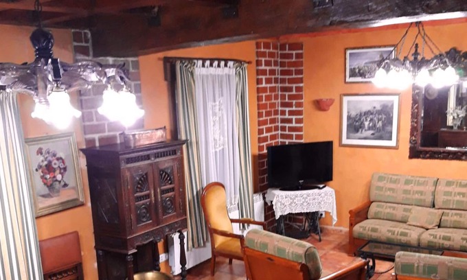 Ivanrey House | Homerez - Nice house for 6 ppl. with garden at Ivanrey