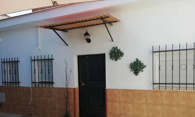 Camas House | Homerez - Nice house for 4 ppl. at Sevilla