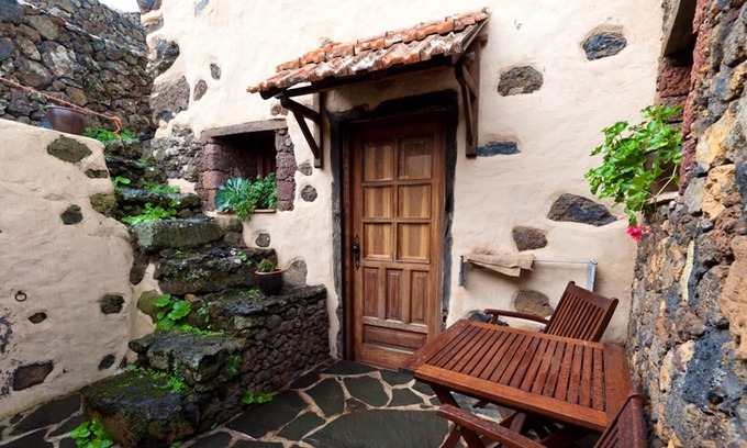 Isora House | Homerez - Nice house with terrace and mountain view