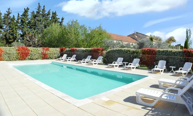 Monteux Apartment | Homerez - Spacious Apartment in Monteux with Shared Pool