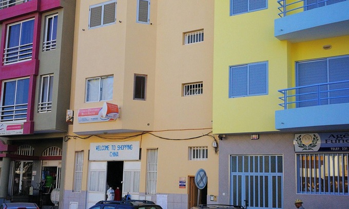 Mindelo Apartment | Homerez - Spacious appartement for 8 ppl. at Mindelo
