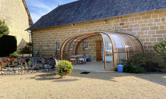 Saint-Aulaire House | Homerez - Spacious house for 6 ppl. with garden and terrace at Saint-Aulaire