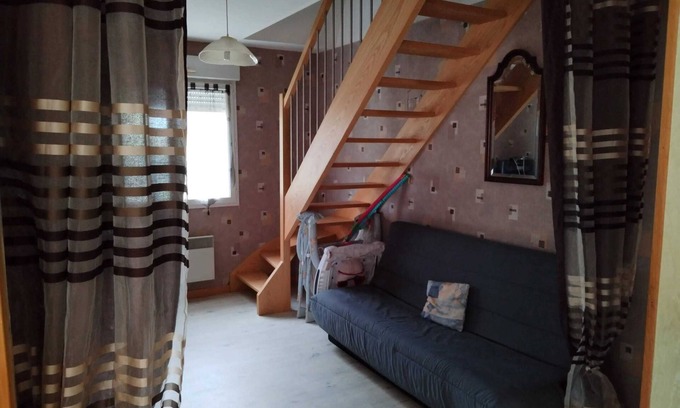 Villeloup House | Homerez - Spacious house in Villeloup with garden of 150 m²