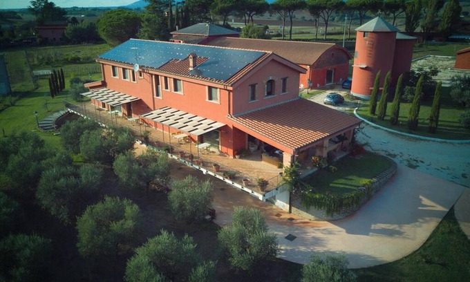 Segni Villa | Homerez - Spacious Villa with Pool in Segni