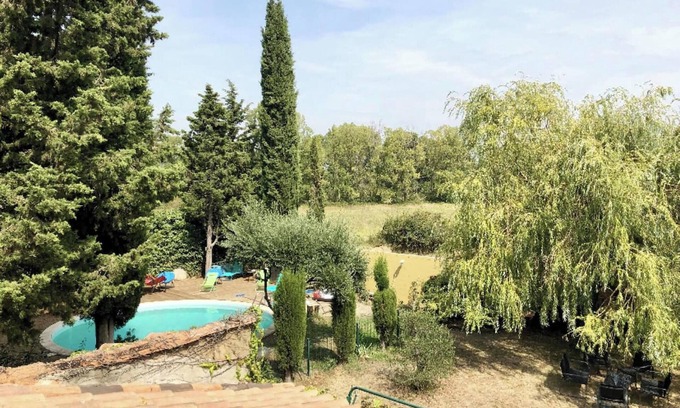 Saze Villa | Homerez - Spacious Villa with Pool in Saze