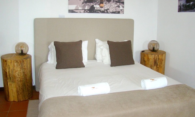 Queimada Apartment | Homerez - Studio for 2 ppl. with shared pool, jacuzzi and terrace at Armamar