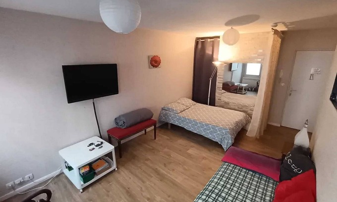 Clermont-Ferrand Apartment | Homerez - Studio in Clermont-Ferrand
