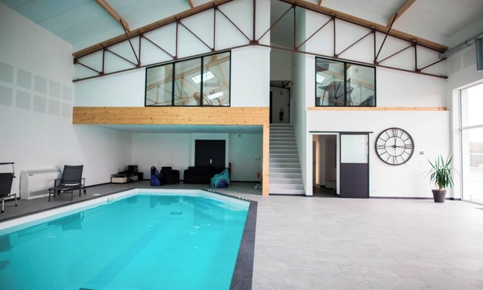 Dollon Villa | Homerez - Villa near Le Mans w/indoor pool