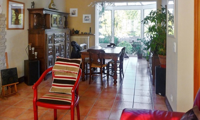 Lanester House | Homerez - Welcoming House in Lanester - Comfort and Space for 6