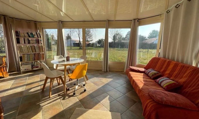 Gemozac House | Homerez - Welcoming house in Gémozac - 100 m² with lush garden.