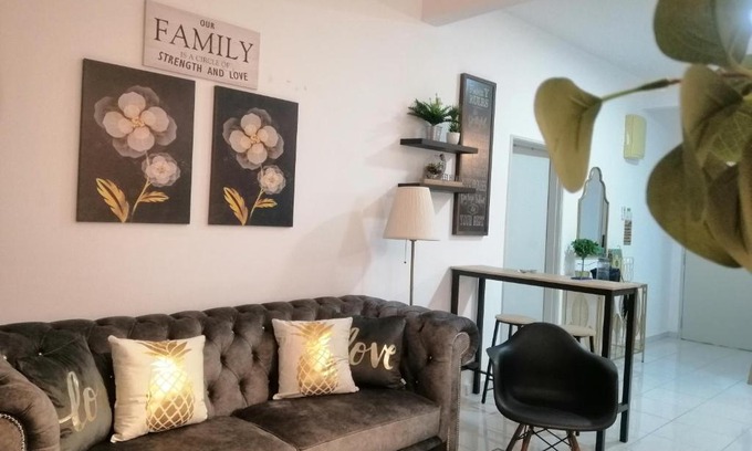 Kajang Apartment | Homestay Casa Nur Iman @Adelia