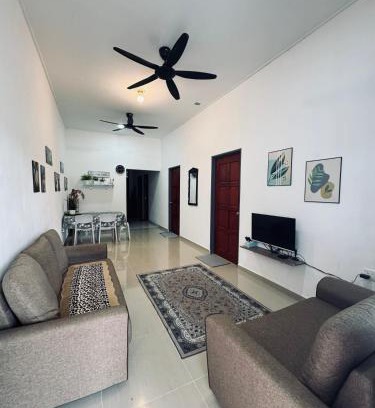 Kampung Tanjung Mas House | Homestay CikguMa 1 - WiFi