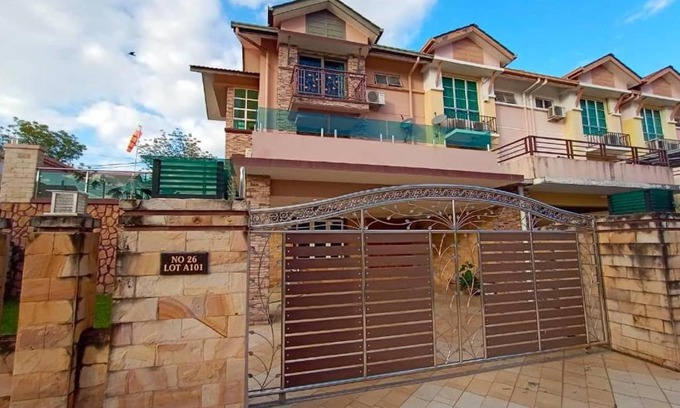 Kota Kinabalu House | HOMESTAY D' SEPANGAR HILLS