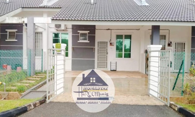 Arau House | HOMESTAY haROOManizz