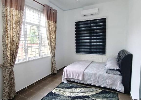 Bukit Kuang House | Homestay Kemaman Fyna02 di Bukit Kuang