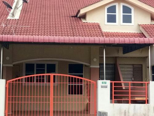 Kuala Kangsar House | Homestay Mama Razzin